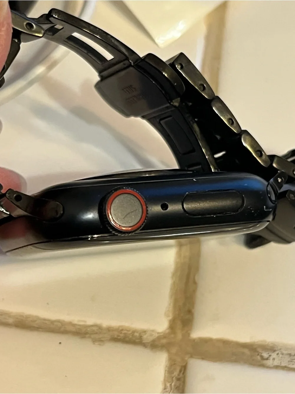 Apple Watch SE 44MM Aluminum Case, Ion X glass, GPS, LTE, WR-50m, Charging Case+
